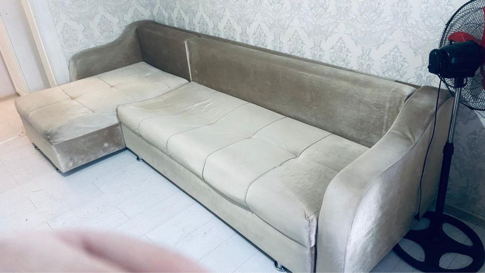 Диван угольный