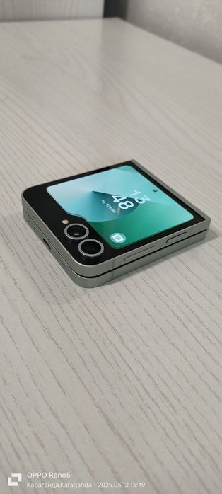 Продам Samsung galaxy Z Flip 6 512Gb