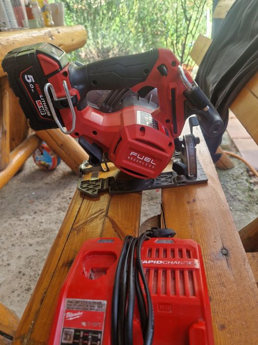 Circular Milwaukee M18 FCS552 2026