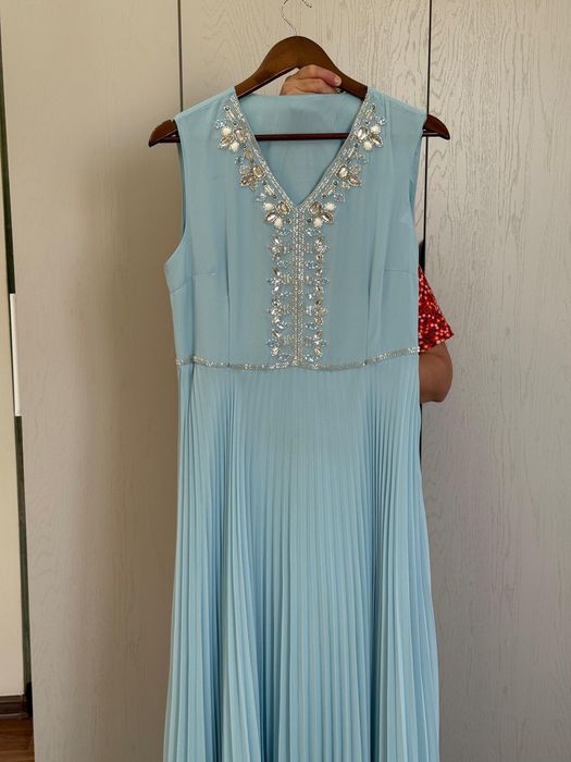 Продам женское платье