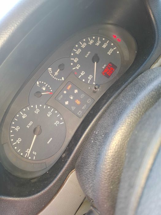 Renault kangoo 1.5dci defect