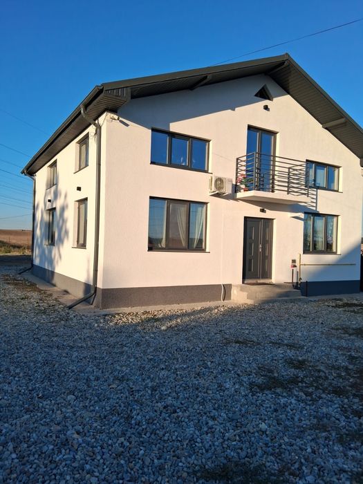Casa Vartina 200m ² teren 1 h