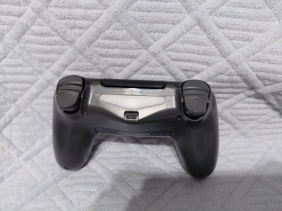 Джостик от ps 4 sony