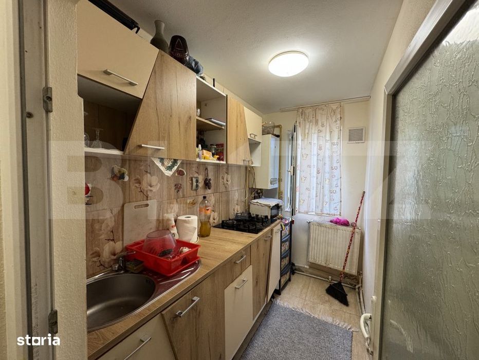 Garsoniera 23 mp, zona Varsaturi