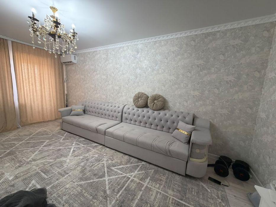 Продам диван 4 метра