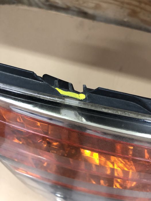 Vand far stanga, dreapta Nissan Cabstar