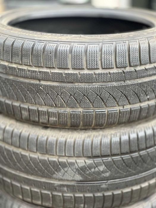 245 40 18 Champiro WinterPro HP Дот 2223  над 7.5мм грайфер