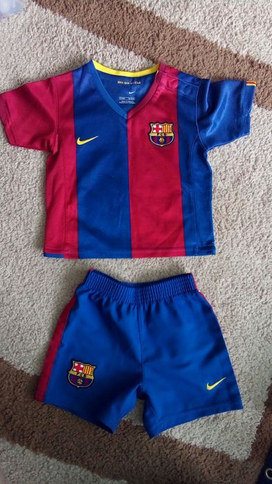 Нови костюмчета за Хелоуин 98-104см.,екипче на FCB Барселона 68-74см.