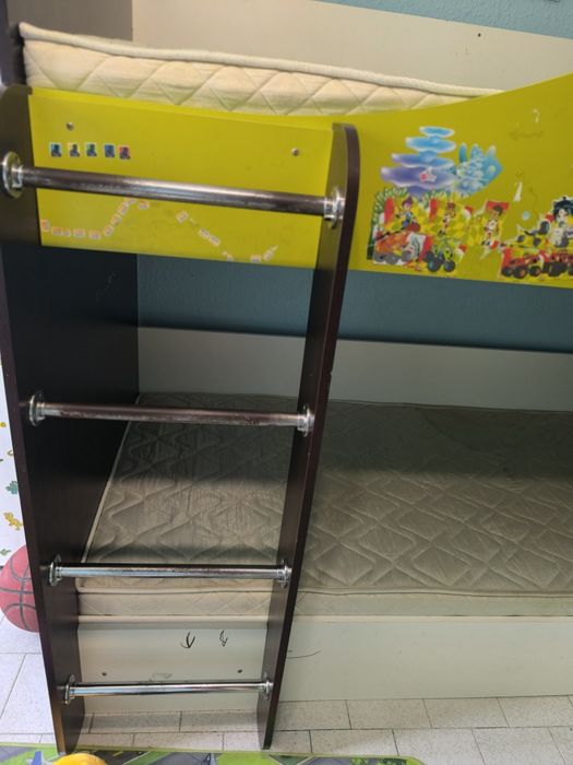 Двойно детско легло