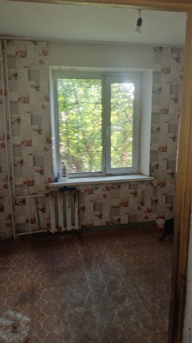 Продам квартиру улутьшеной плонировки