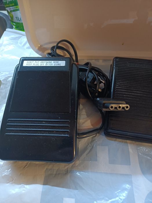 Педали за шевни машини