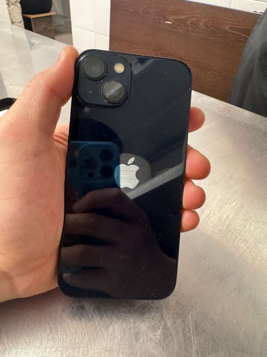 Продам Айфон 13 128гб