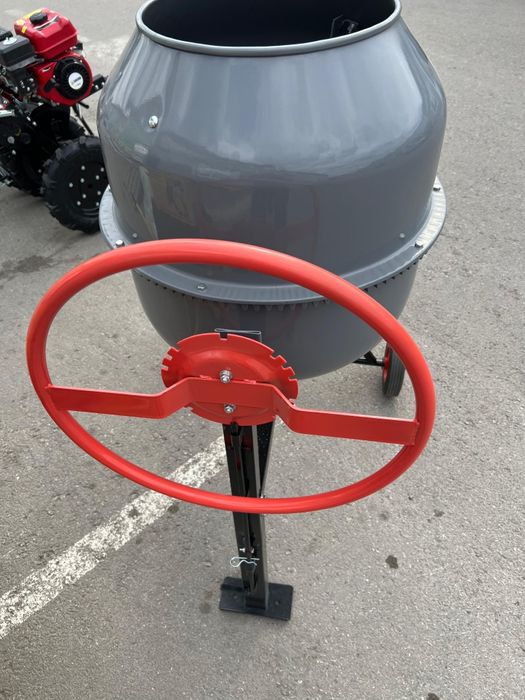 Бетономешалка 180 литров