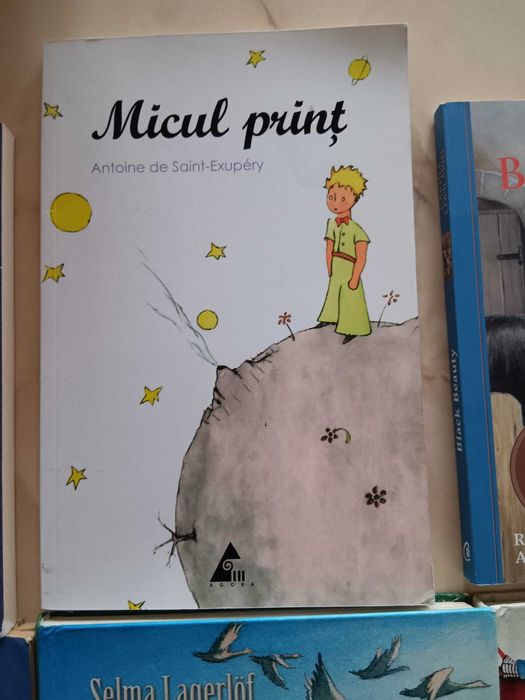 Vând cărți și colecții de cărți