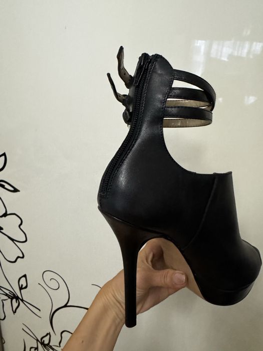 Versace 19V69  естествена кожа