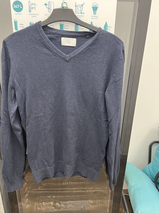 Vand pulover albastru