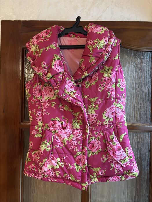 Безрукавка женская