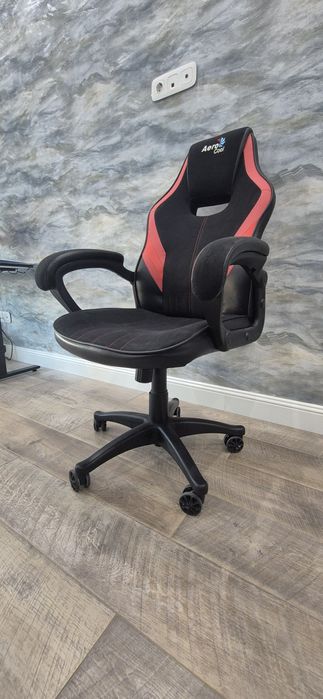 Продам кресло AeroCool