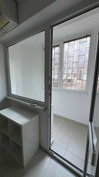 Дава се под наем Тристаен апартамент в София, Люлин 9 - 85 кв.м за 648.21 € - Снимка #13