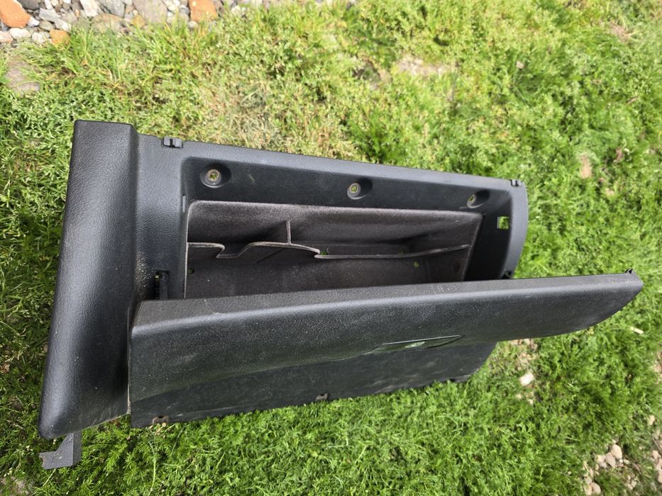 Жапка Фолксваген GOLF 4