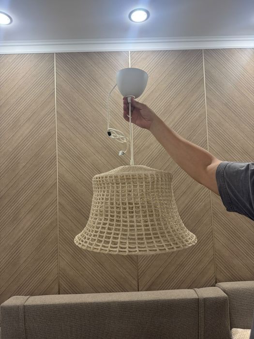 Продам люстру ikea