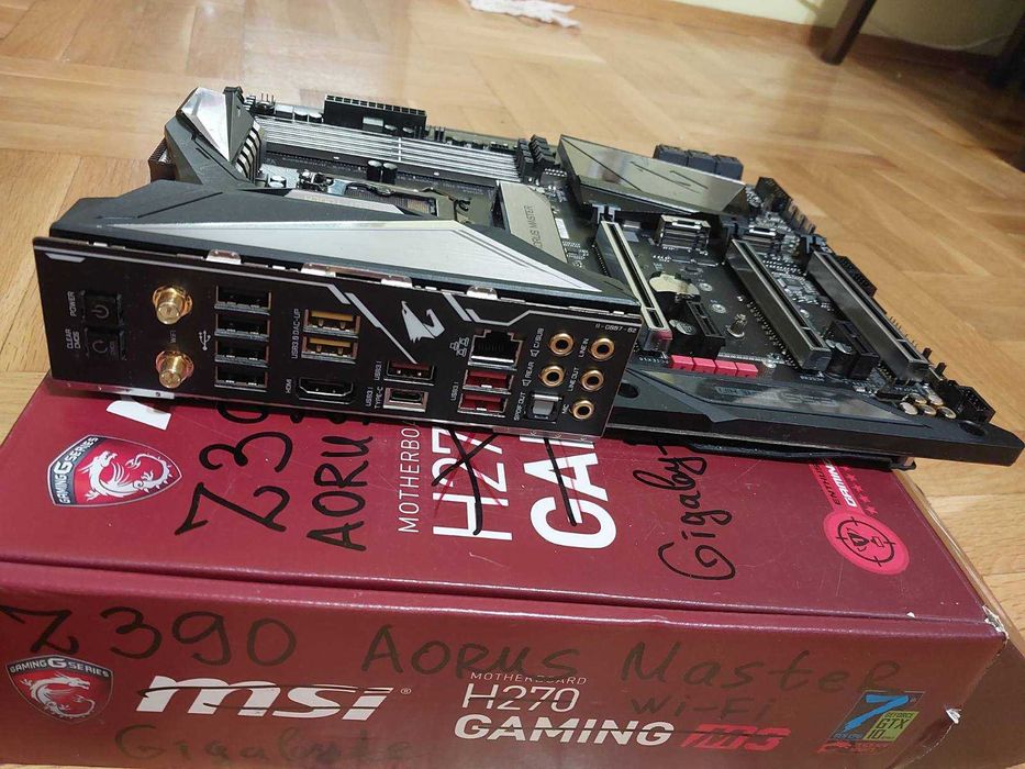 Intel Core i5 9600KF + Gigabyte Z390 Aorus Master Wi-Fi