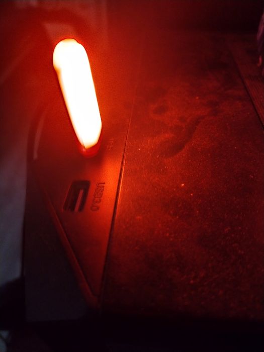 Светильник в виде флешки