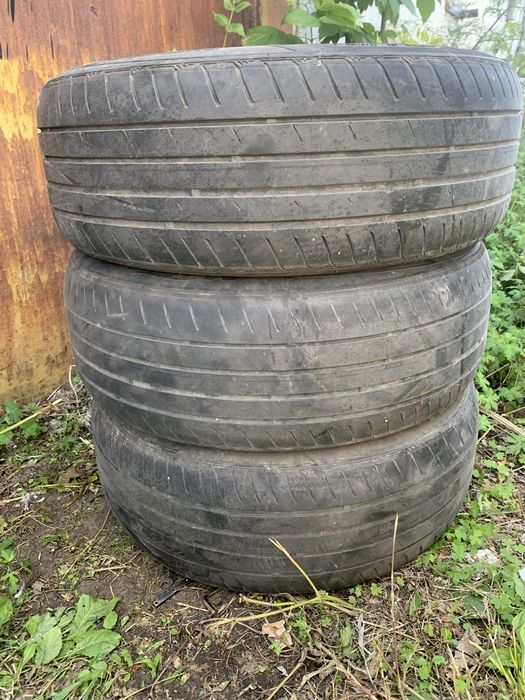 Продам шины в кол-ве 3 штук