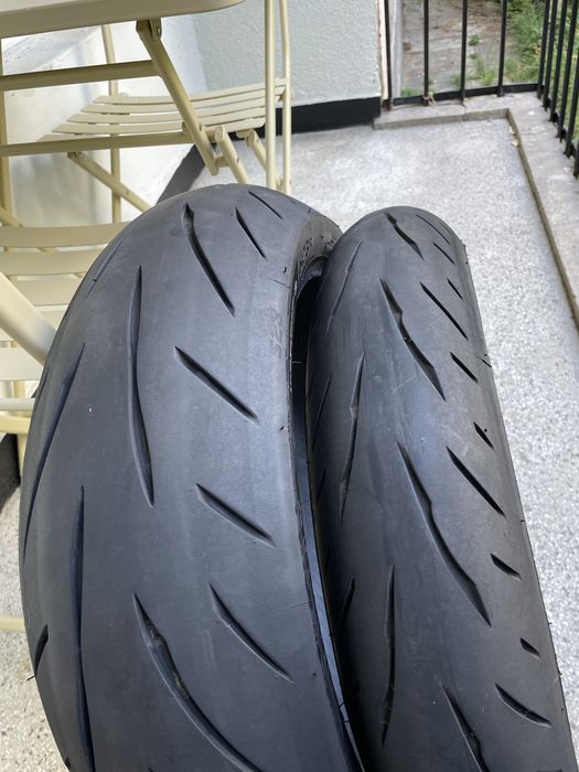 Bridgestone Battlax S23