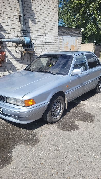 Митсубиси галант