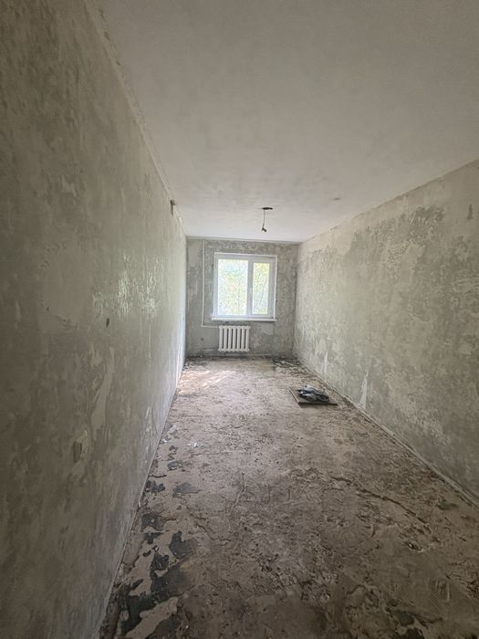 Продам 2 км квартиру 44.5 кв м