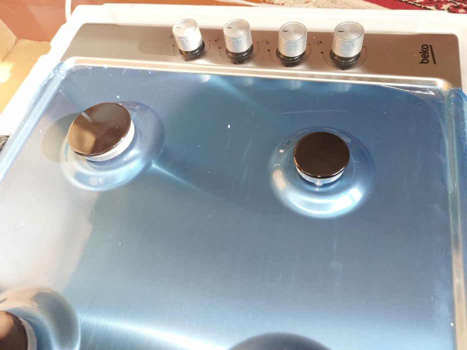 Продаю газовую плиту