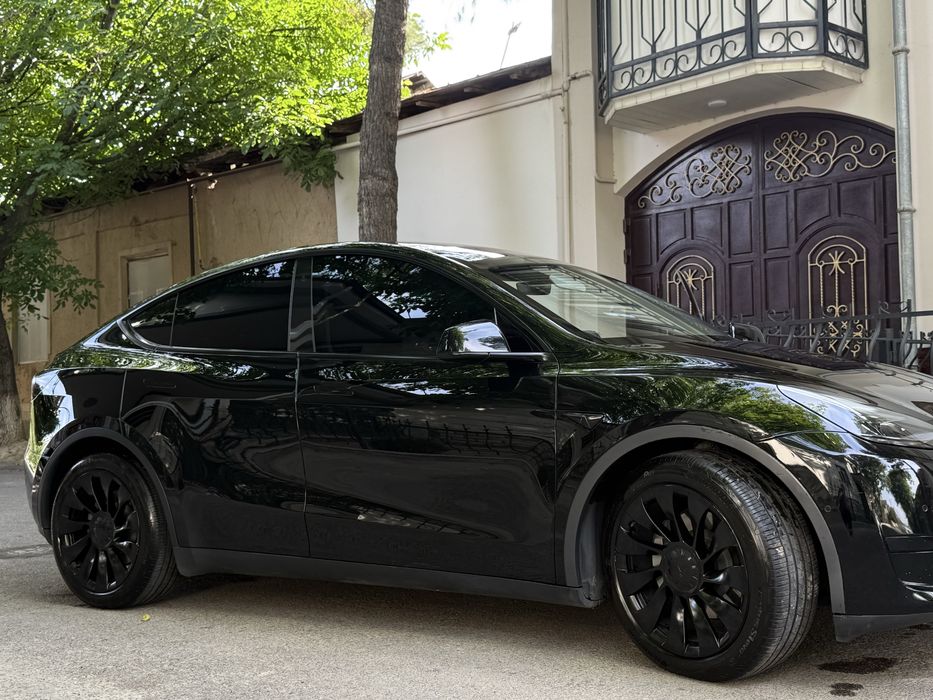 Продам Tesla Model Y 22/23 год