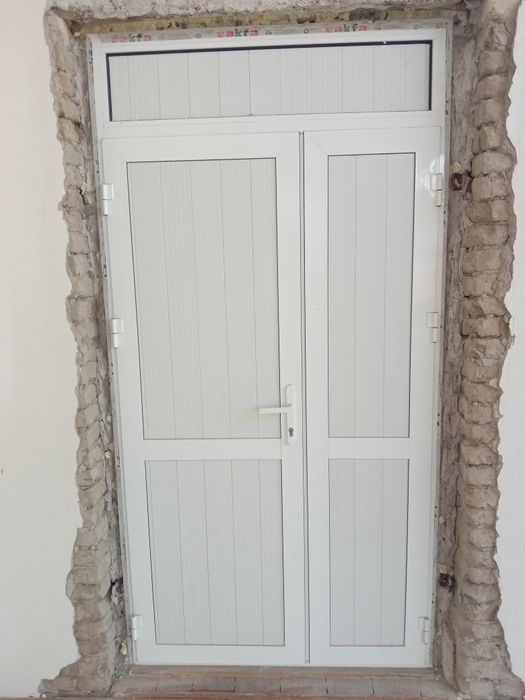 Акфа эшик сотилади 230×117