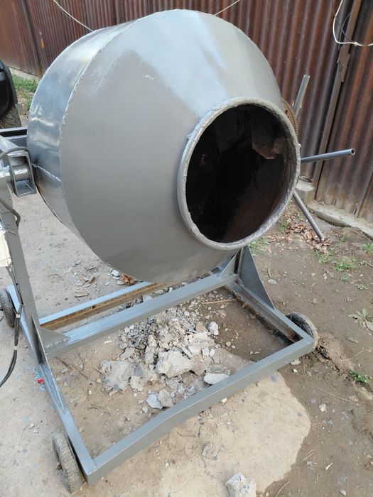 Бетономешалка 380в.