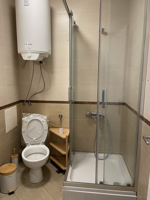 Дава се под наем Двустаен апартамент в с. Сопица, Област Перник - 62 кв.м за 630 € - Снимка #9