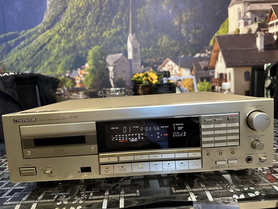 Sony DAT DTC 2000 ES Pioneer DAT D90