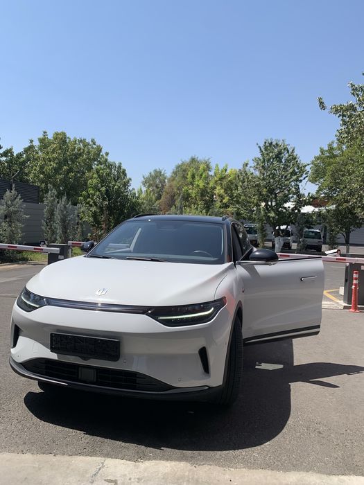 Leapmotor c 11  продается