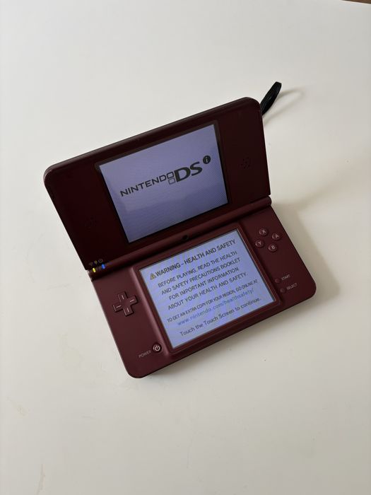 Nintendo DSi XL Burgundy MODAT + card 64GB | Twilight Menu | Stare EXCELENTĂ