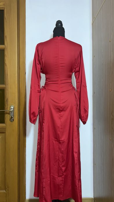 Платья по 7500 тенге