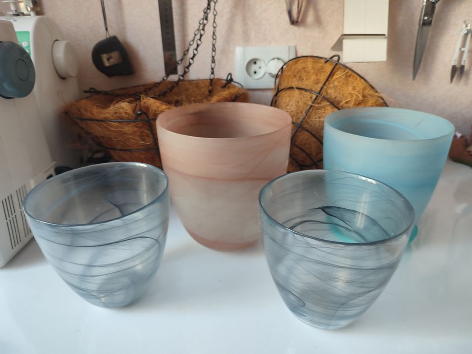 Горшки для цветов.