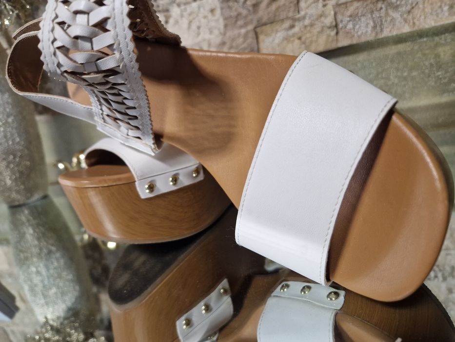 Sandale Tommy Hilfiger mărimea 41