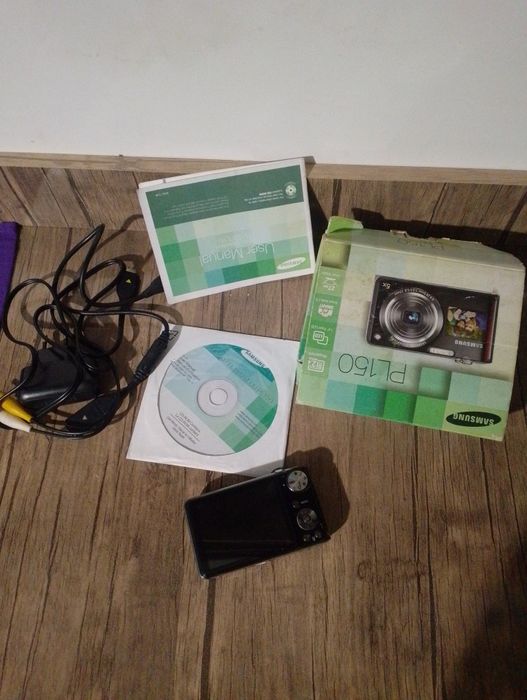 Fotaparat samsung arzon sotaman srochno .ideal holatda.