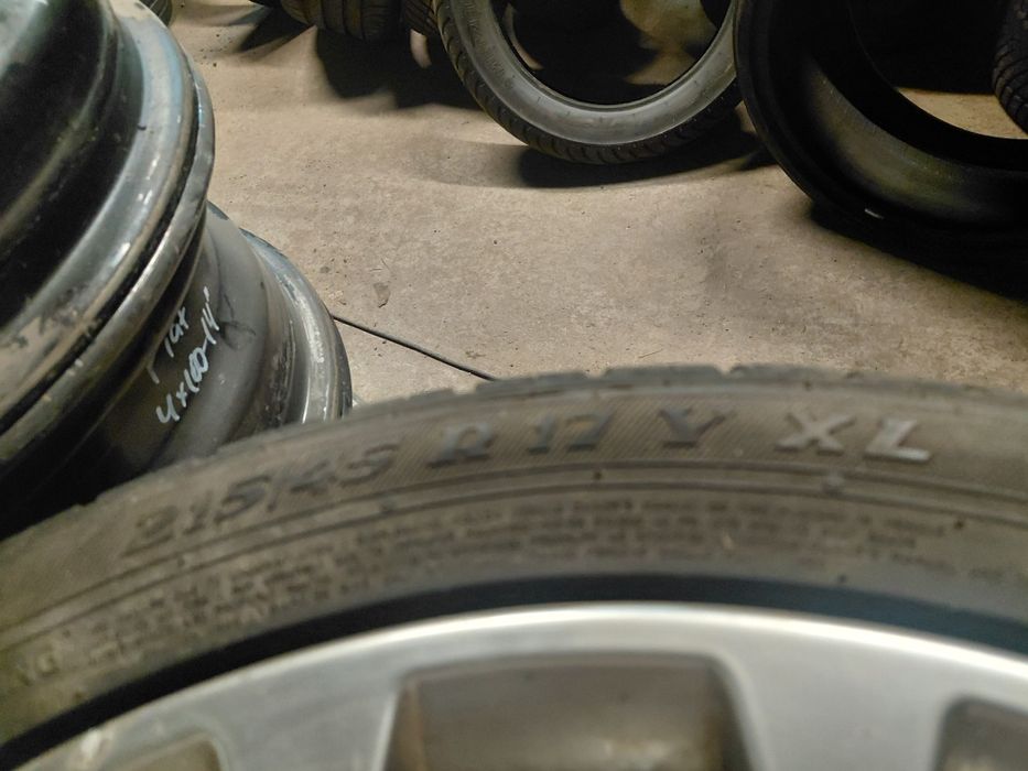 215/45/17" Viking 4 бр.гуми.