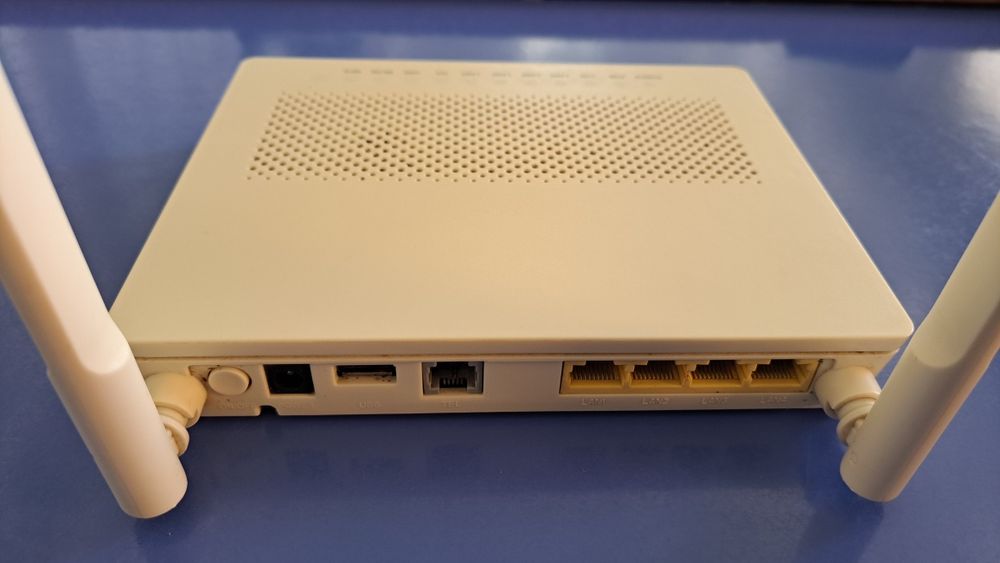 МОДЕМ GPON HG8546M wifi uzonline Жпон HG8546M (Роутер)Huawei ДЛЯ ИНТЕР
