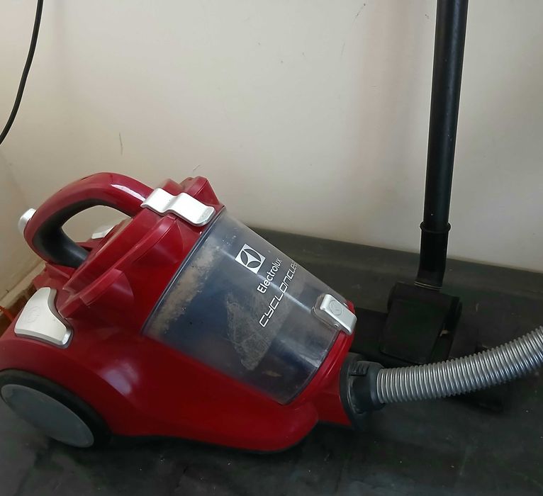 Прахосмукачка  Electrolux