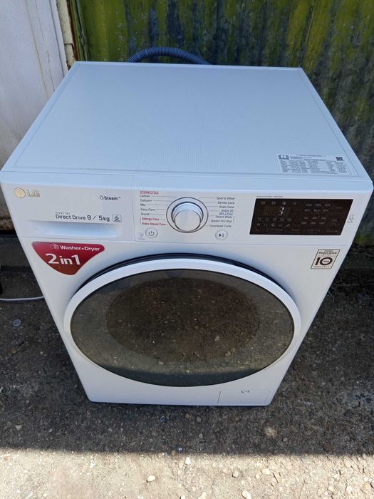 LG cu USCATOR- 9+5 kg,1400 rotatii