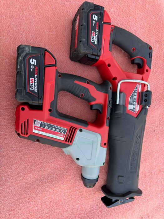 Milwaukee set rotopercutor ,sabie pe acumulator