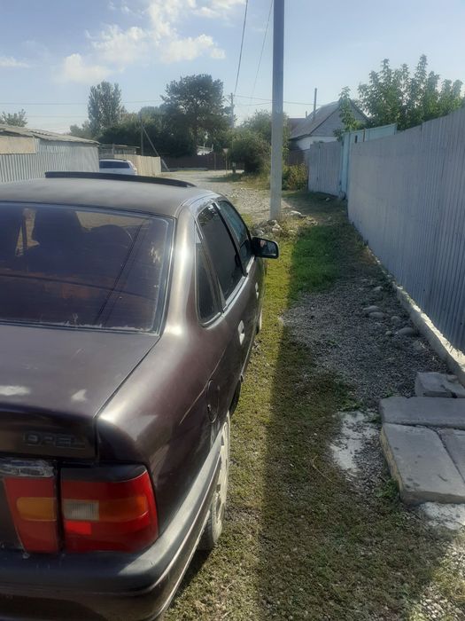 Продам Срочно машину