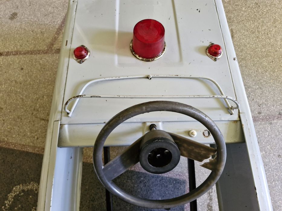 Стара метална количка с педали СССР